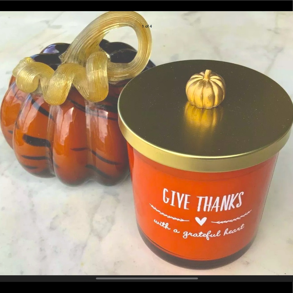 DW HOME CANDLE PUMPKIN SPICE RICHLY SCENTED NEW